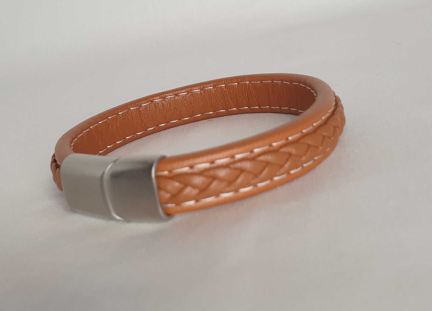 Caramel colored leather bracelet